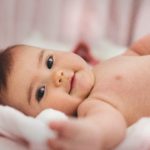Peau de bébé : nettoyer sans dessécher